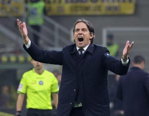 mk体育官方网站-补时染红！小因扎吉：我犯了错&amp;已向裁判道歉 很遗憾下场无法指挥